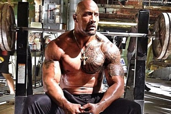 Dwayne Johnson (The Rock): 58,4 Cm De Biceps - Musculação em geral - Fórum  Hipertrofia