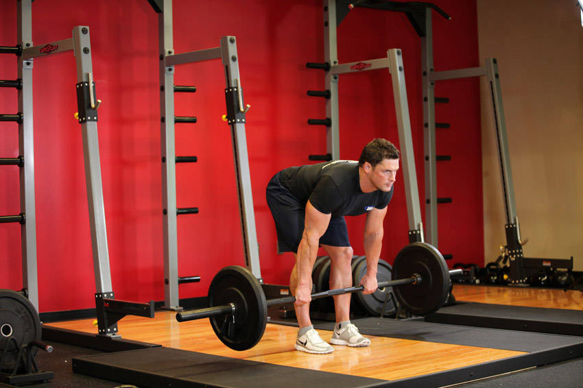 Levantamento Terra - Como fazer o exercício Deadlift?